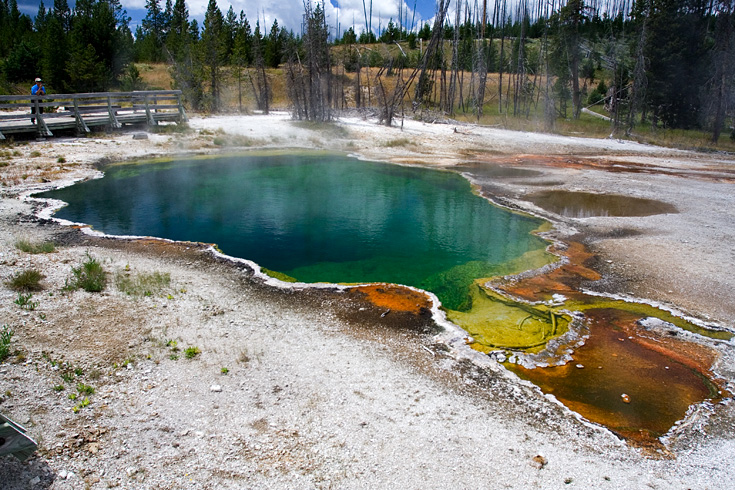 Abyss Pool II || Canon350d/EF17-40/F4L@17 | 1/800s | f7.1 | ISO400 | handheld