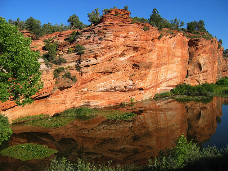 Arizona Scenery | Canon Powershot S45/7.1mm (~36mm 35mm equiv) | 1/1000s | f3 | ISO100? | handheld