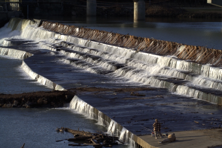 Bowersock Dam Closeup || Canon350d/EF70-200/F4L@104 | 1/20s | f32 | ISO100 | tripod