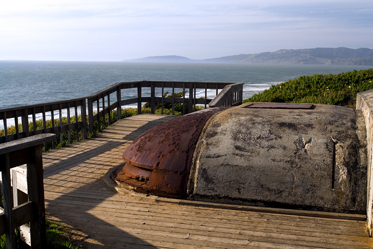 Ft. Funston  || Canon350d/EF17-40/F4L@31 | 1/125s | f10 | ISO200 | handheld