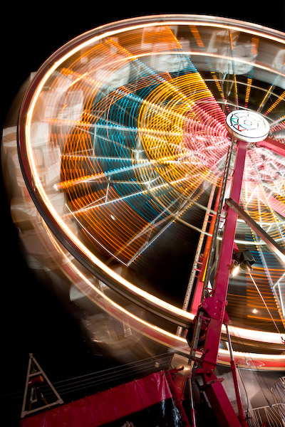 Ghost Chairs || Canon40d/EF17-55/F2.8EFS@23 | 8s | f18 |  ISO100 | tripod