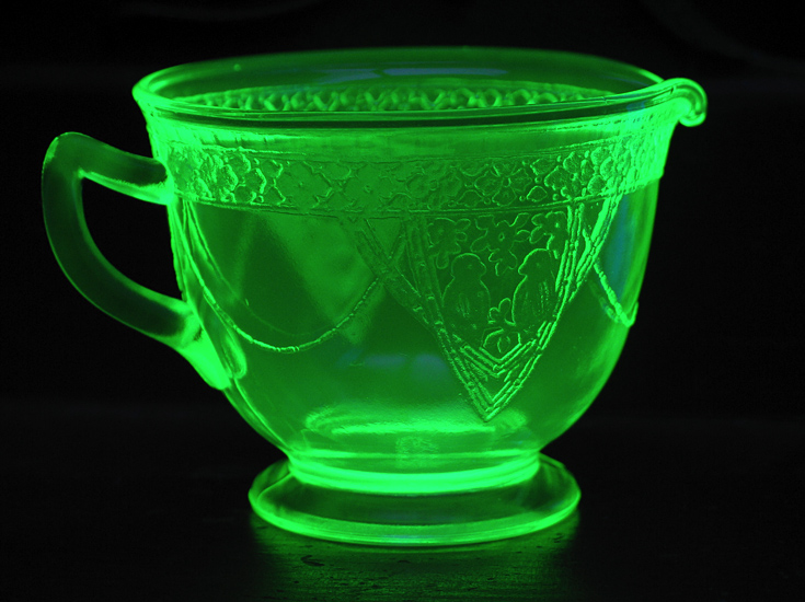 Glow Cup|| CanonG3/28mm (140mm 35mm equiv) | 1/13s | f3 | ISOunk | tripod