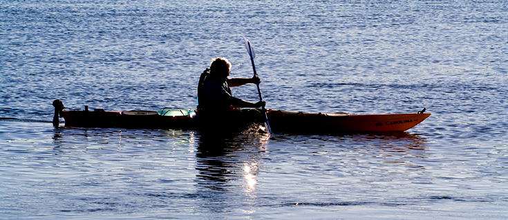 Elkhorn Kayaker || Canon350d/EF70-200/F4L@140 | 1/400s | f11 | ISO100 | handheld