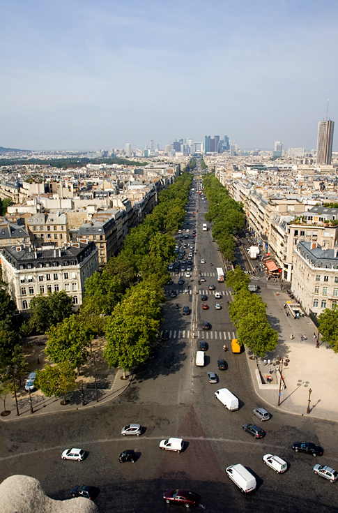 Paris from Above II || Canon350d/EF17-55/F2.8EFS@17 | 1/200s | f8 |  IS200 | handheld