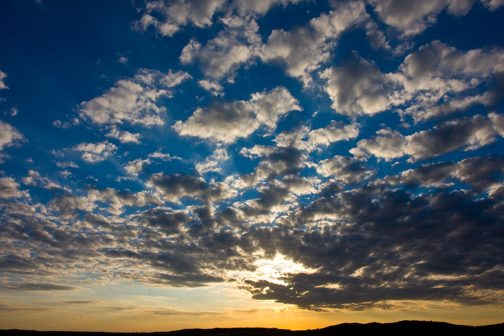 September Clouds || Canon40d/EF17-55/F2.8EFS@17 | 1/640s | f7.1 |  ISO100 | handheld