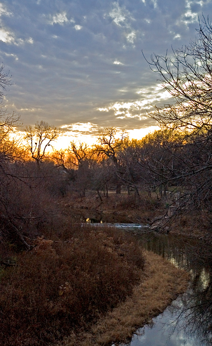 Smoky River Sunset || Canon350d/EF17-55/F2.8EFS@17 | 1/10s | f6.3 |  IS800 | handheld