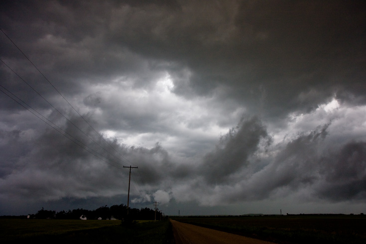 Stormy Weather June 2008 || Canon40d/EF17-55/F2.8EFS@17 | 1/40s | f5 |  ISO400 | handheld