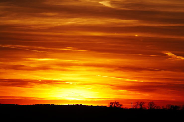 November Sunset|| Canon350d/EF70-200/F4L@200 | 1/2000s | f10 | ISO200 |tripod