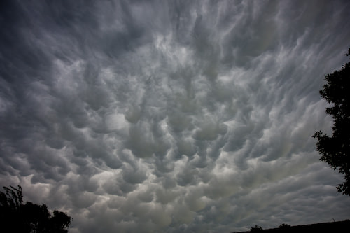 intense clouds