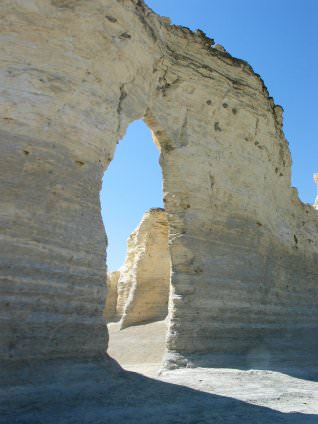 Monument Arch