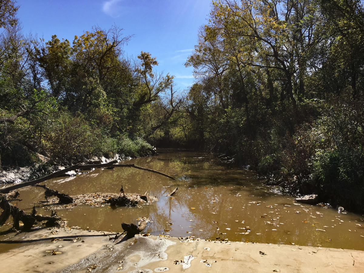 Quivira Rd Crossing, looking south