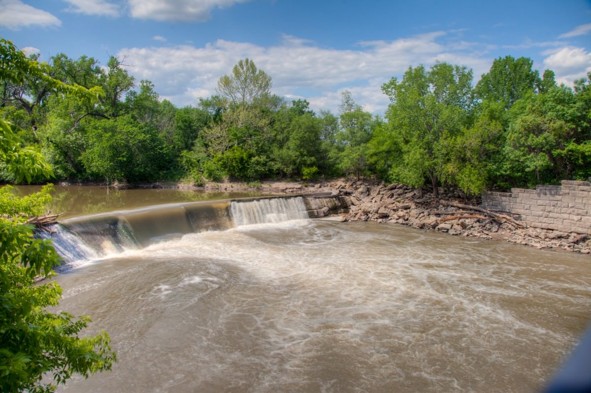 Falls on the Cottonwood River