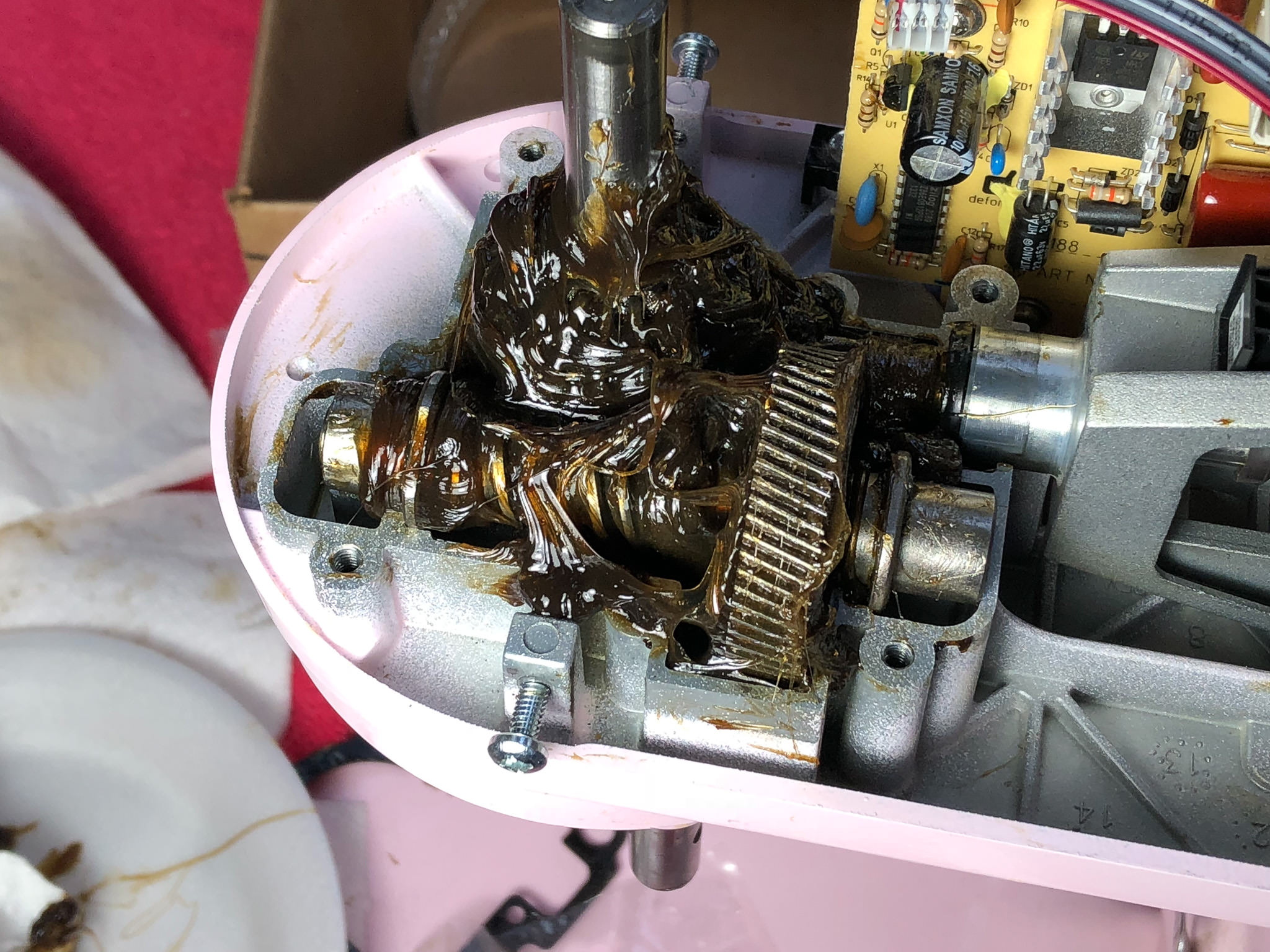 Fixing KitchenAid Pro 600 Stand Mixer Teardown & Rebuild Of Gearbox 