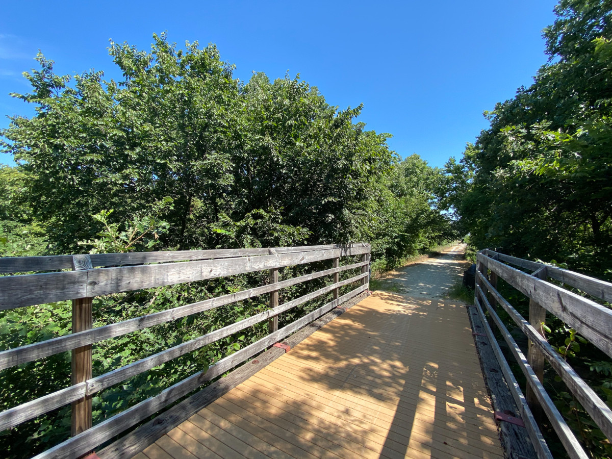 Meadowlark Trail Looking North
