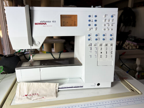 Bernina 153EQ Sewing Machine