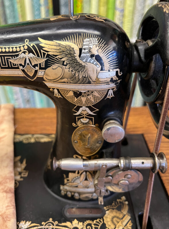 Shop Hop 22: Classic Singer Close-up