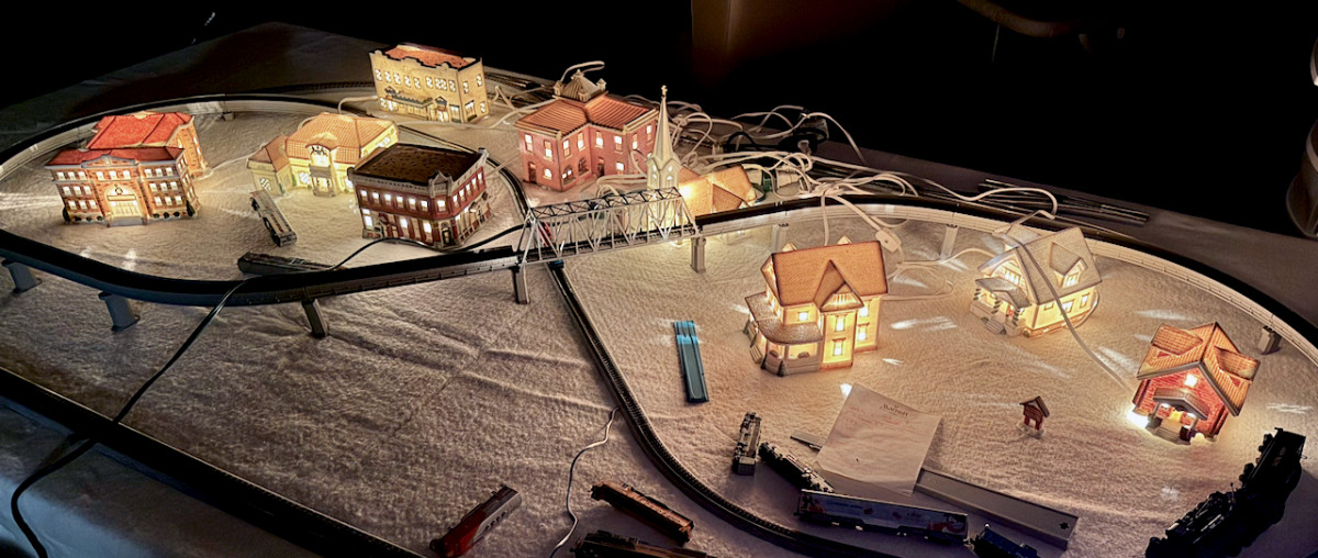 Christmas in Lindsborg - early days, very much under construction.