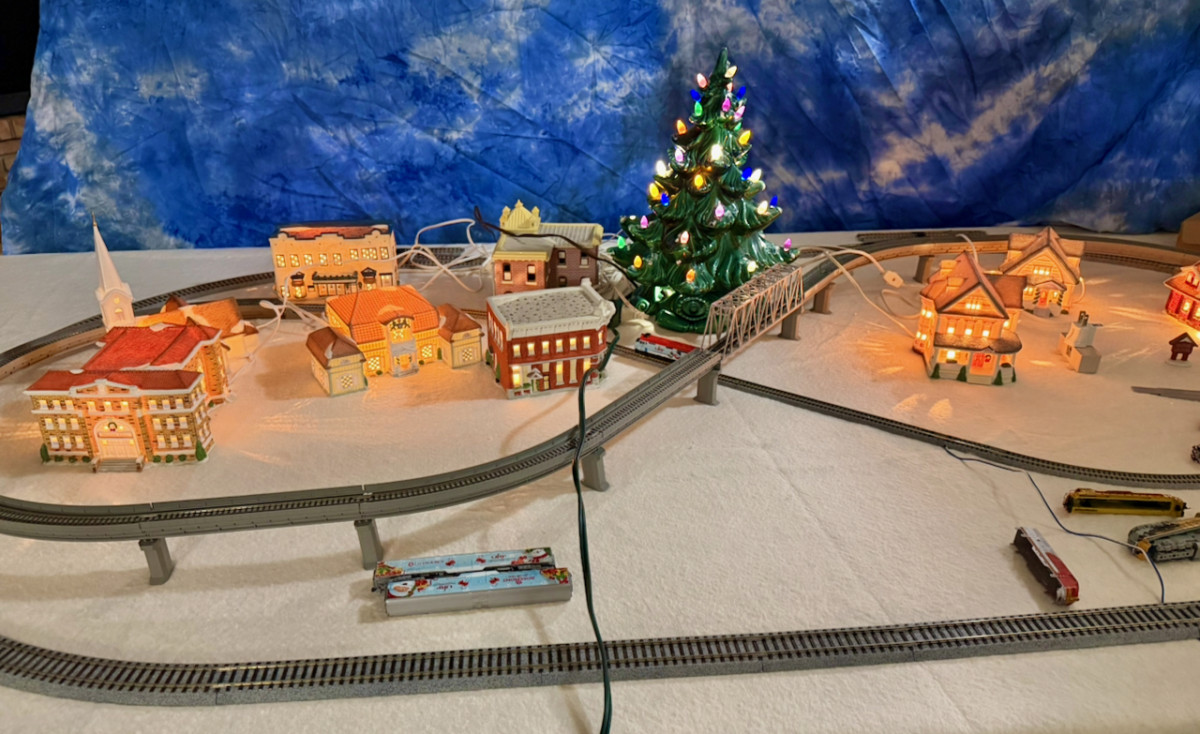 Christmas in Lindsborg - still a mess, but starting to take shape.