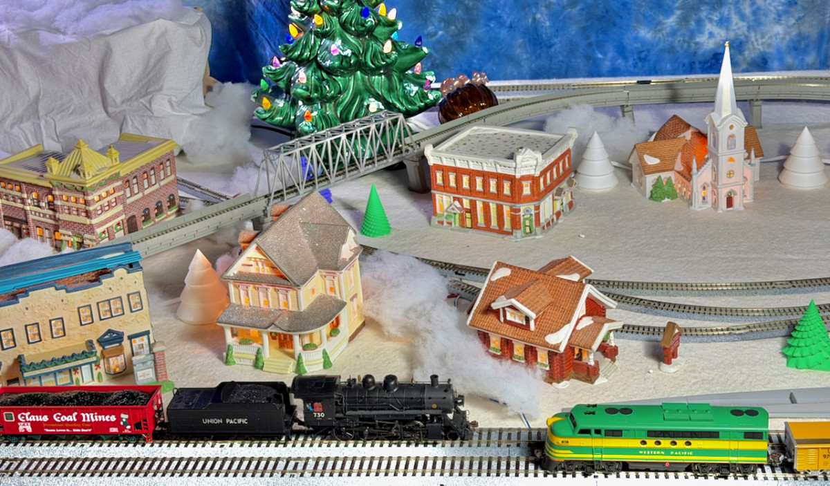 Christmas in Lindsborg - under construction, but now with two HO tracks.